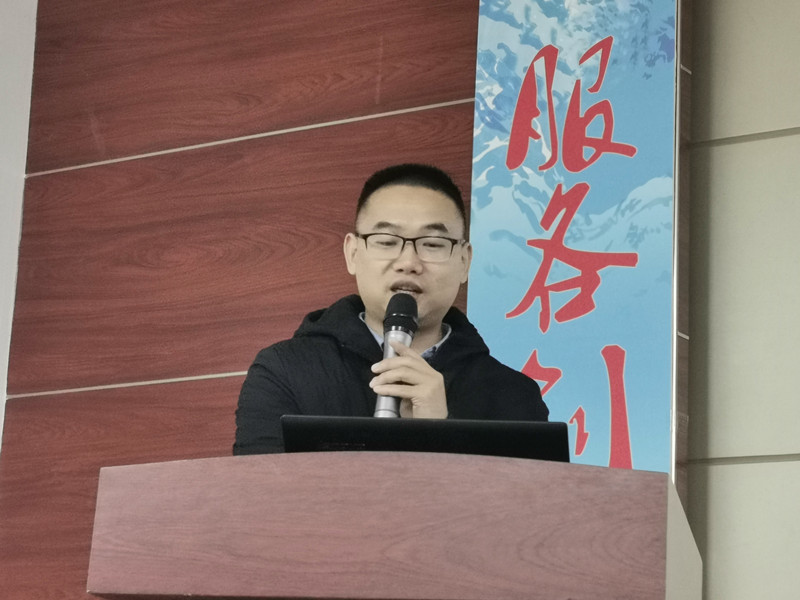 配图9:范永建经理讲课_副本.jpg